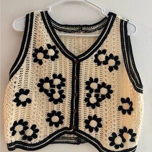 Crochet Floral Button Front Vest in Cream & Black